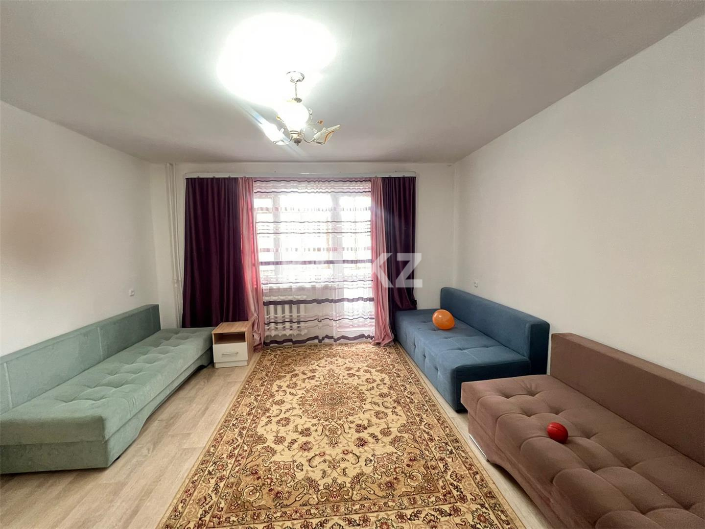 Продажа 1-комнатной квартиры, 41 м², мкр-н Степной-4, дом  28 - Продажа  однокомнатных квартир в Караганде фото 1 из 10