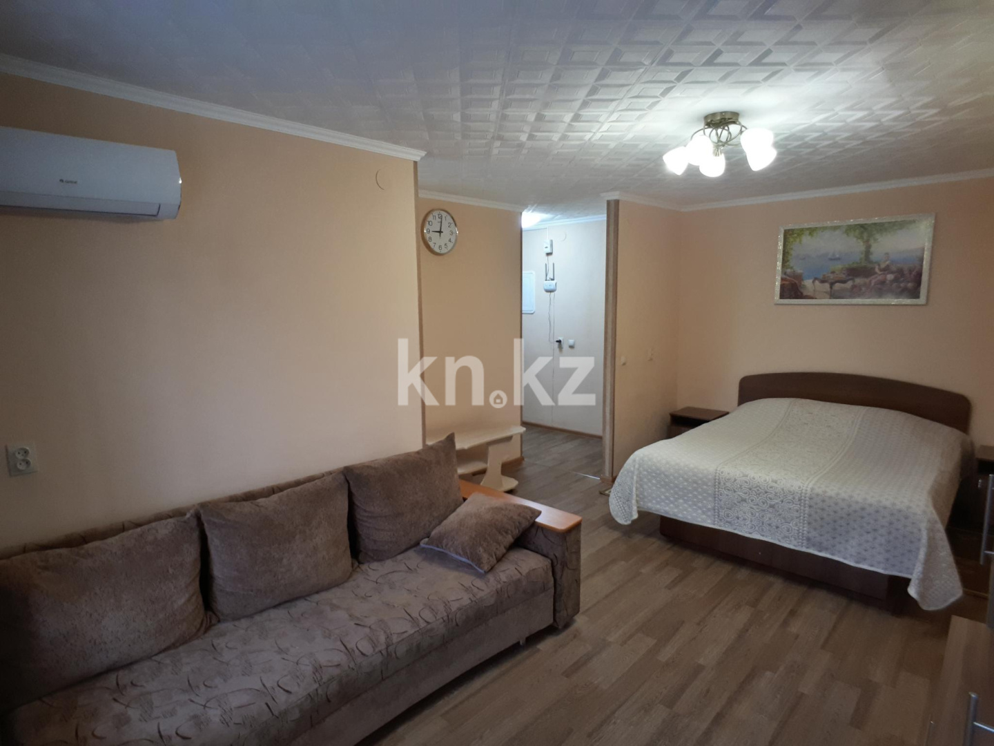 Аренда 1-комнатной квартиры посуточно, 32 м², ул. Потанина, дом  19 - Аренда жилой и коммерческой недвижимости в Усть-Каменогорске фото 10 из 12