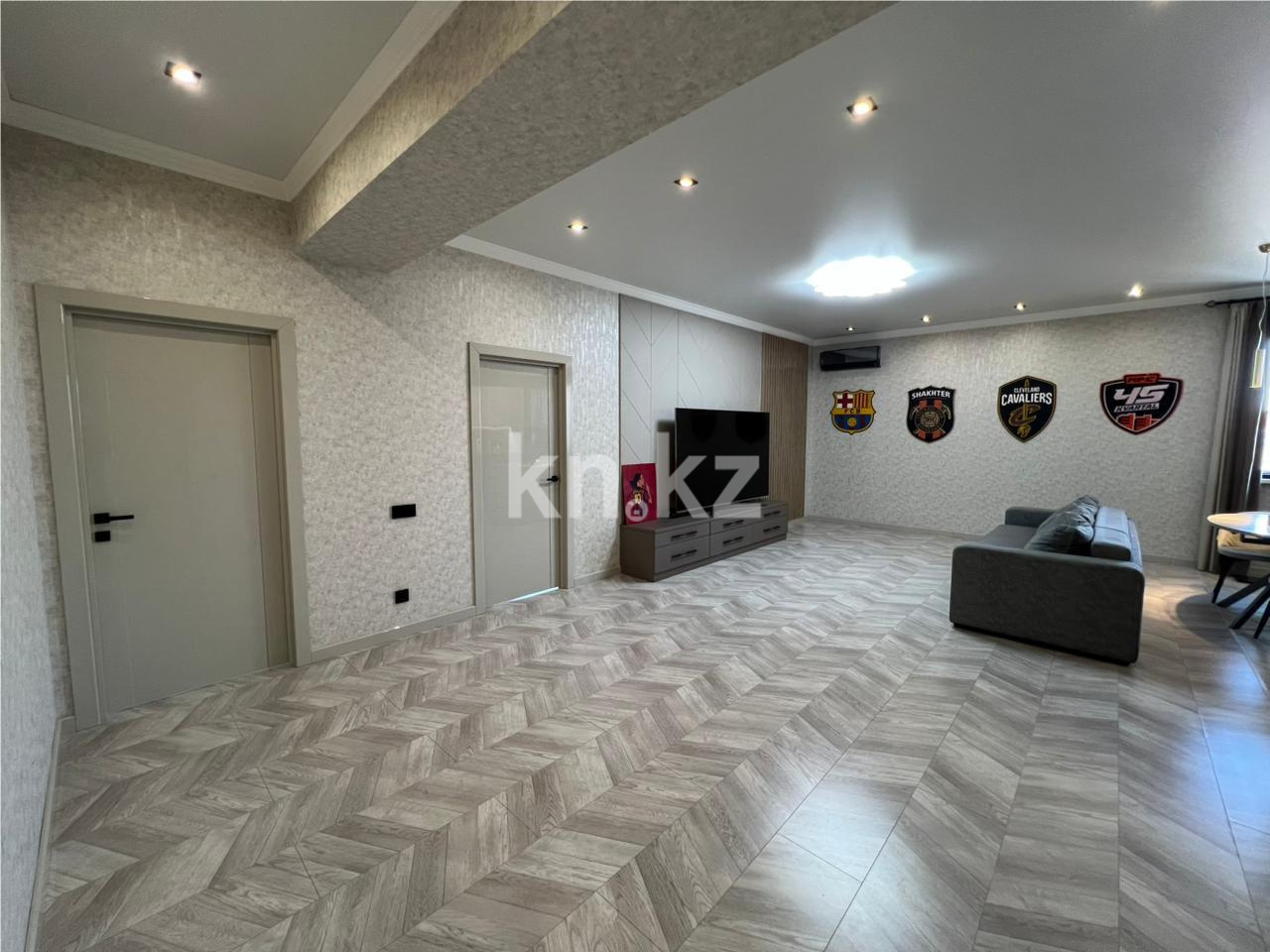 Продажа 3-комнатной квартиры, 131 м² - Продажа квартир в кирпичном доме в Казахстане - страница 5 фото 3 из 22