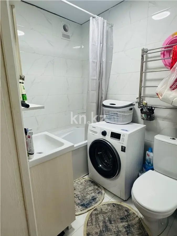 Продажа 3-комнатной квартиры, 59 м², ул. Сатпаева, дом  103 в Алматы - фото 4