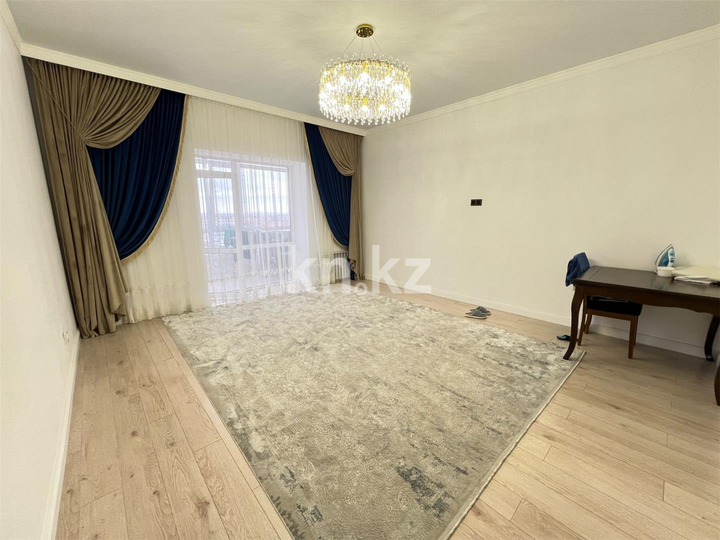 Продажа 4-комнатной квартиры, 111 м², ул. Муканова, дом  53/8 - Продажа  четырехкомнатных квартир в Караганде фото 2 из 23