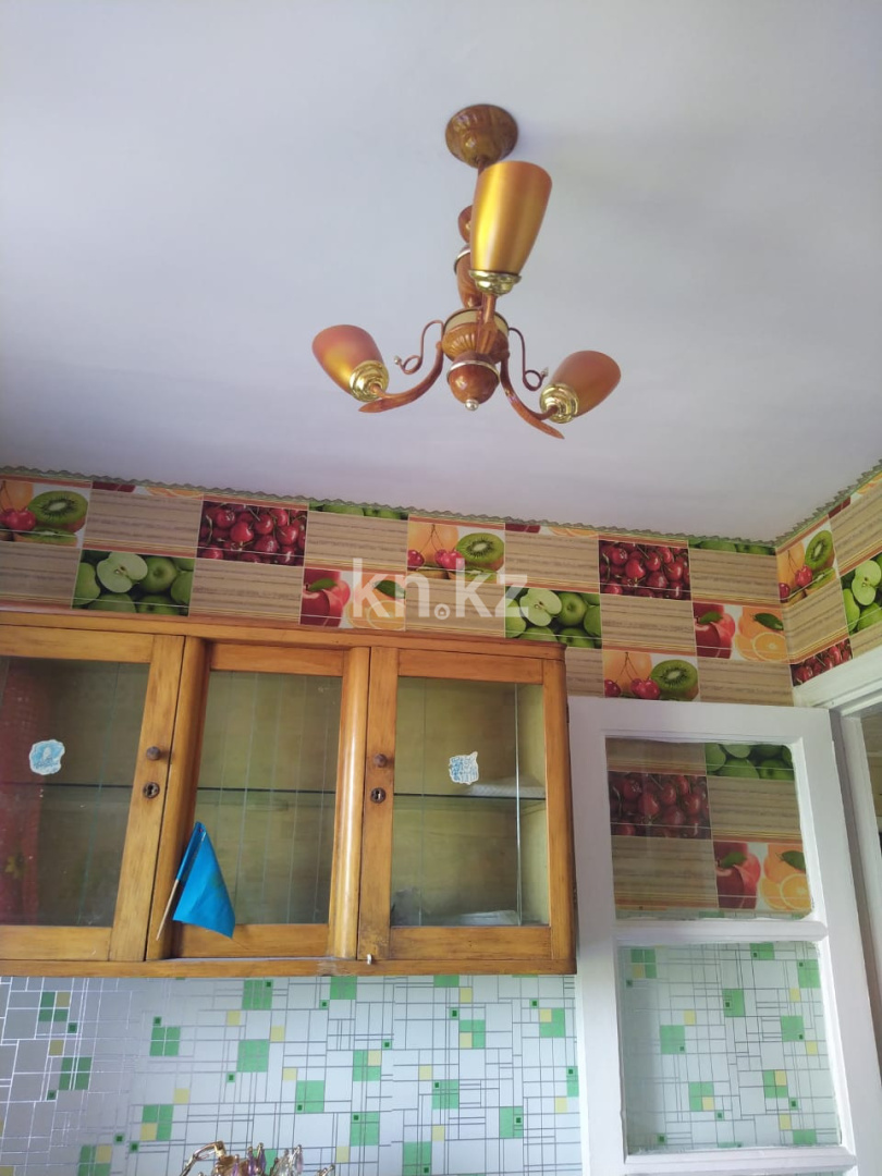 Продажа 3-комнатной квартиры, 42 м², ул. Зелинского, дом  28/1 - Продажа  трехкомнатных квартир в Караганде без посредников с фото фото 1 из 11