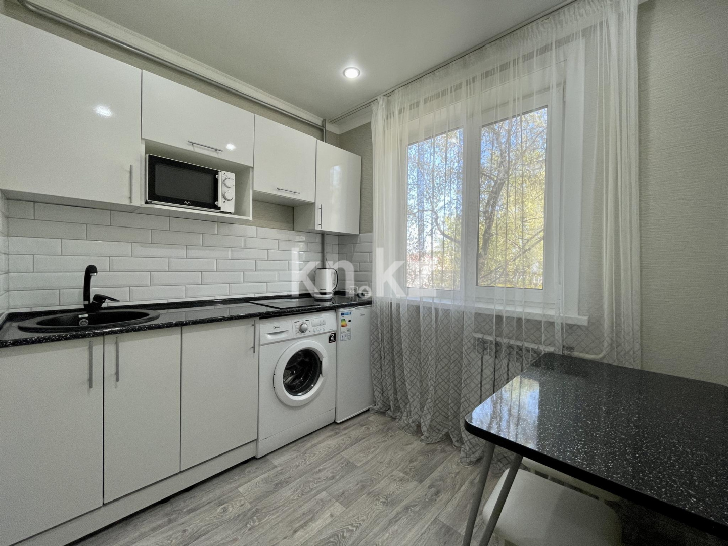 Аренда 1-комнатной квартиры посуточно, 1 м², Абая, дом  35 - Аренда квартир посуточно в Петропавловске фото 3 из 8