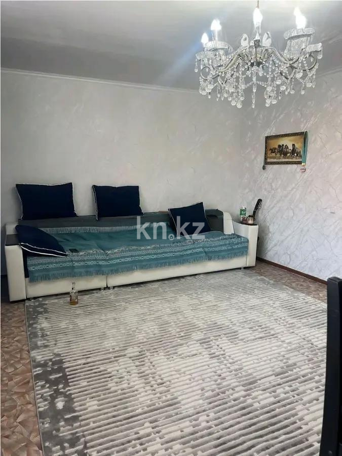 Продажа 3-комнатной квартиры, 92 м² в Караганде