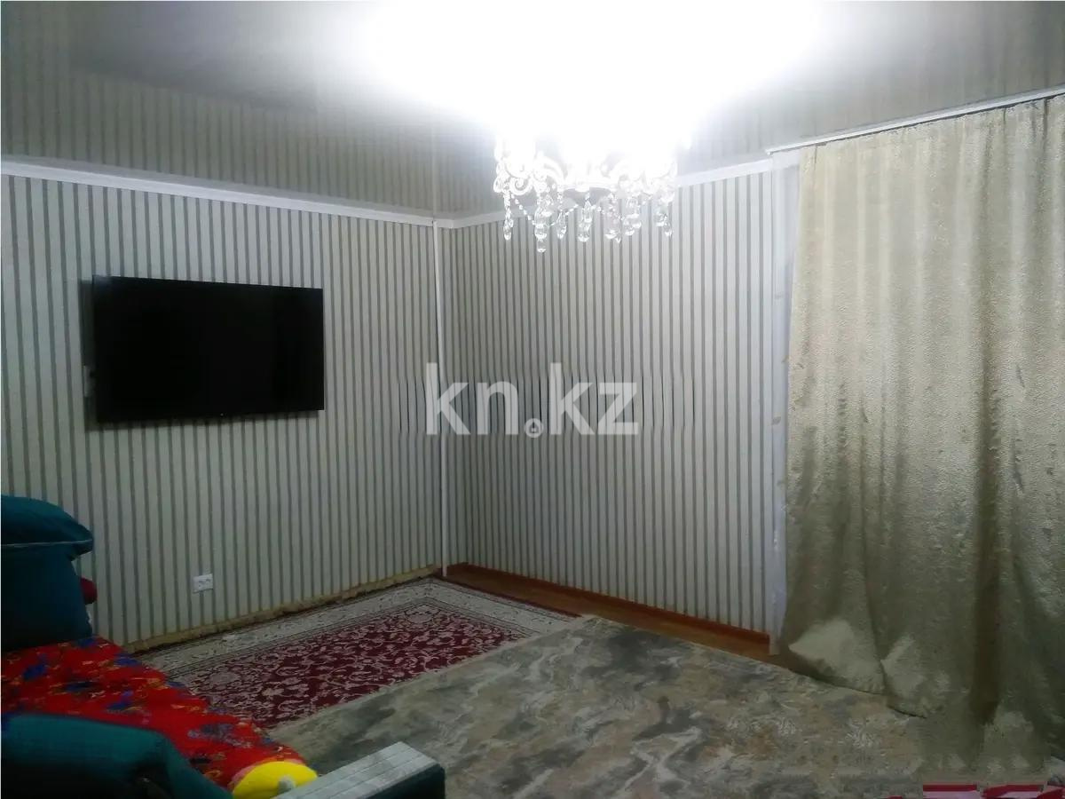 Продажа 3-комнатной квартиры, 68 м², ул. Язева, дом  1 - Продажа  трехкомнатных квартир в Караганде без посредников фото 1 из 4