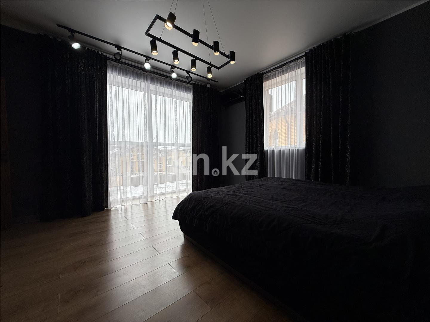 Продажа 5-комнатного дома, 360 м² в Караганде - фото 18