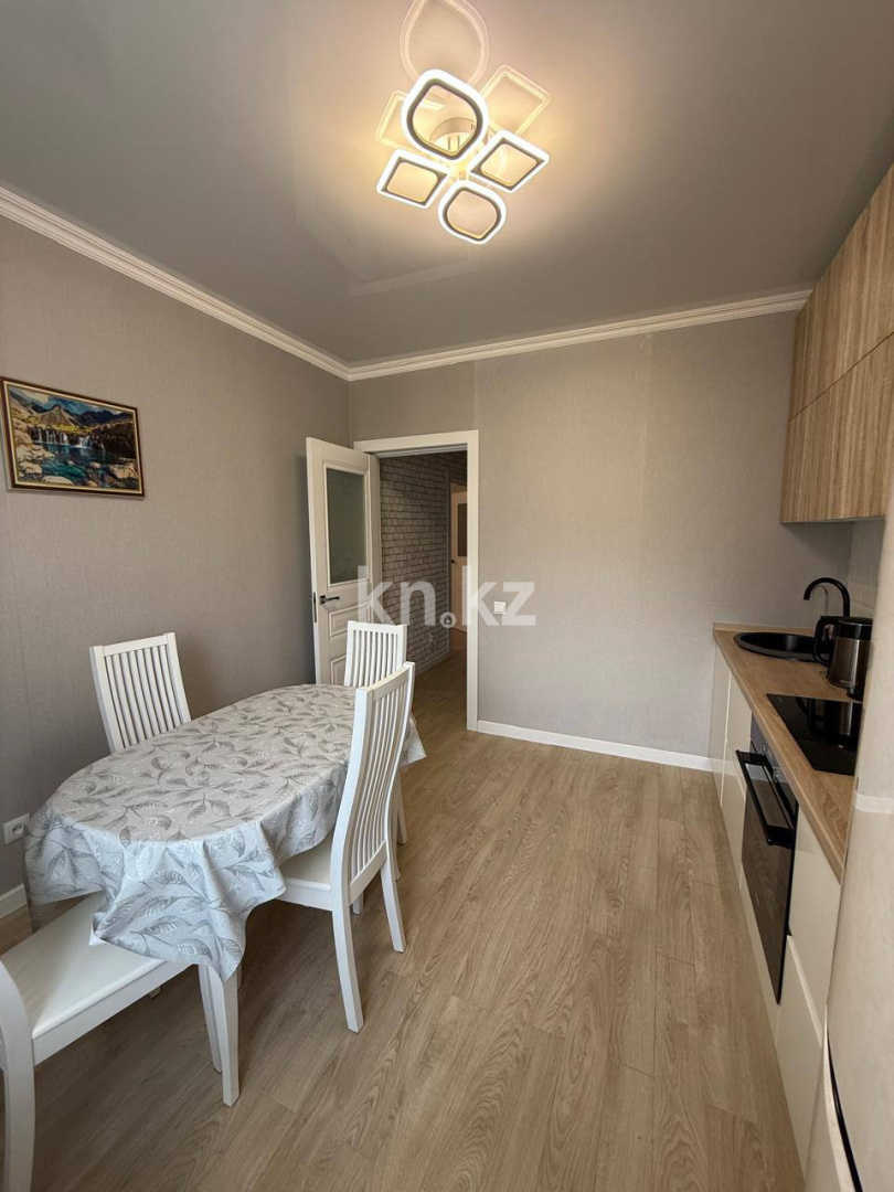 Аренда 1-комнатной квартиры, 41 м², пр. Улы Дала, дом  67 - Аренда квартир помесячно в Казахстане фото 2 из 7