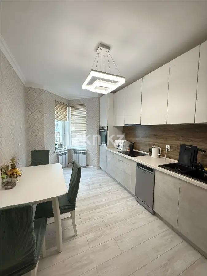 Продажа 2-комнатной квартиры, 75 м², ул. Байтурсынова, дом  41 блок 3 в Астане - фото 3