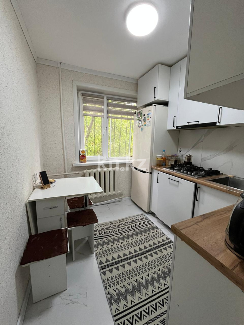 Продажа 3-комнатной квартиры, 62 м², пр. Республики, дом  10 - Продажа квартир в Караганде фото 8 из 16