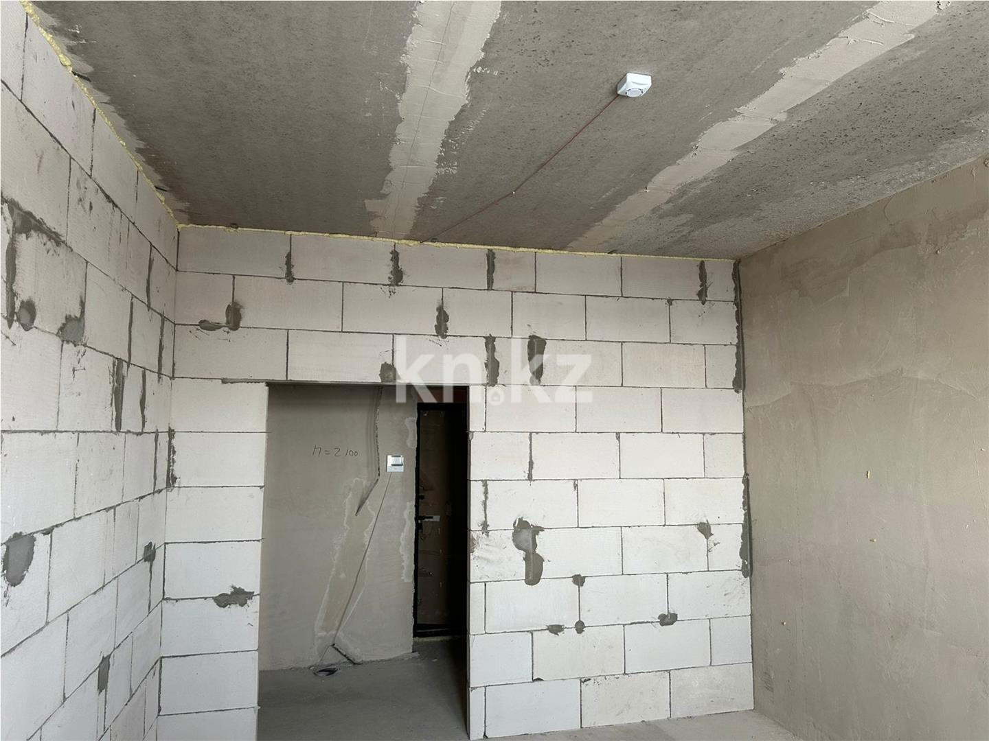 Продажа 1-комнатной квартиры, 45 м² - Продажа однокомнатных квартир в Караганде - страница 2 фото 1 из 7