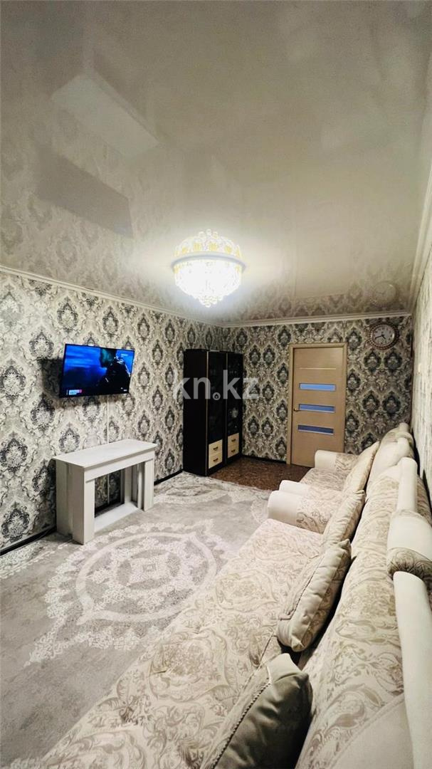 Продажа 2-комнатной квартиры, 45 м², мкр-н 16 - Продажа  двухкомнатных квартир в Караганде фото 1 из 17