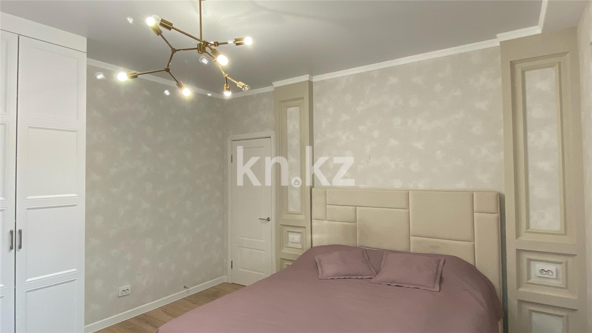 Продажа 3-комнатной квартиры, 83 м², ул. Аманжолова в Астане - фото 5