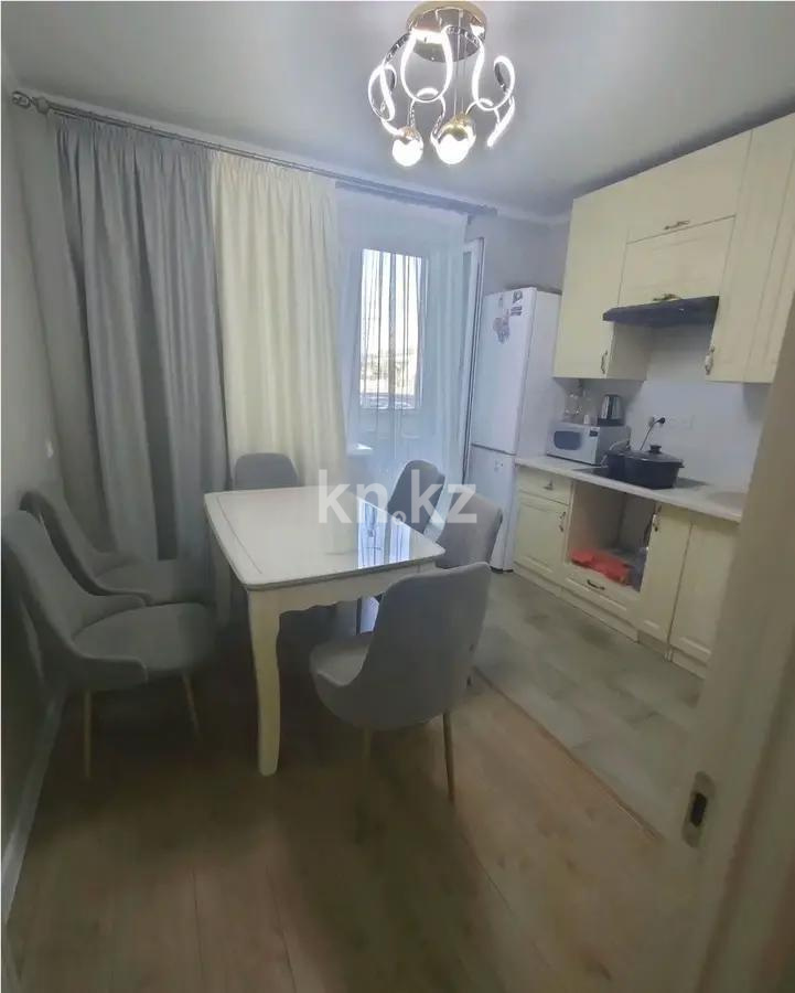 Продажа 1-комнатной квартиры, 40 м², пр. Райымбека, дом  206/12 в Алматы - фото 2