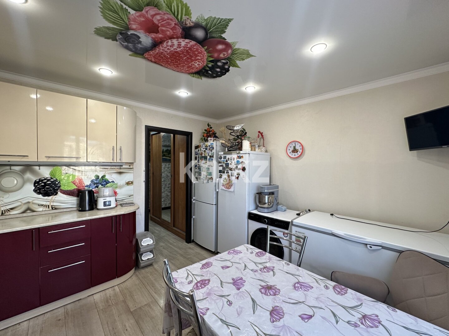 Продажа 4-комнатной квартиры, 86.9 м² в Караганде - фото 14