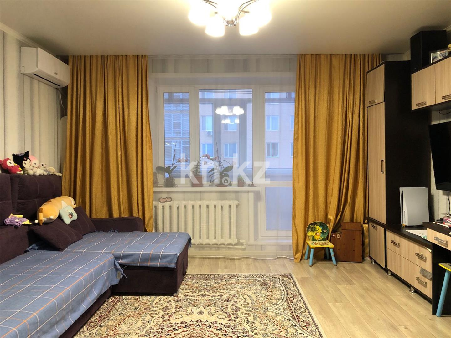 Продажа 2-комнатной квартиры, 54 м², мкр-н Степной-2, дом  1 - Продажа  двухкомнатных квартир в Караганде фото 1 из 14