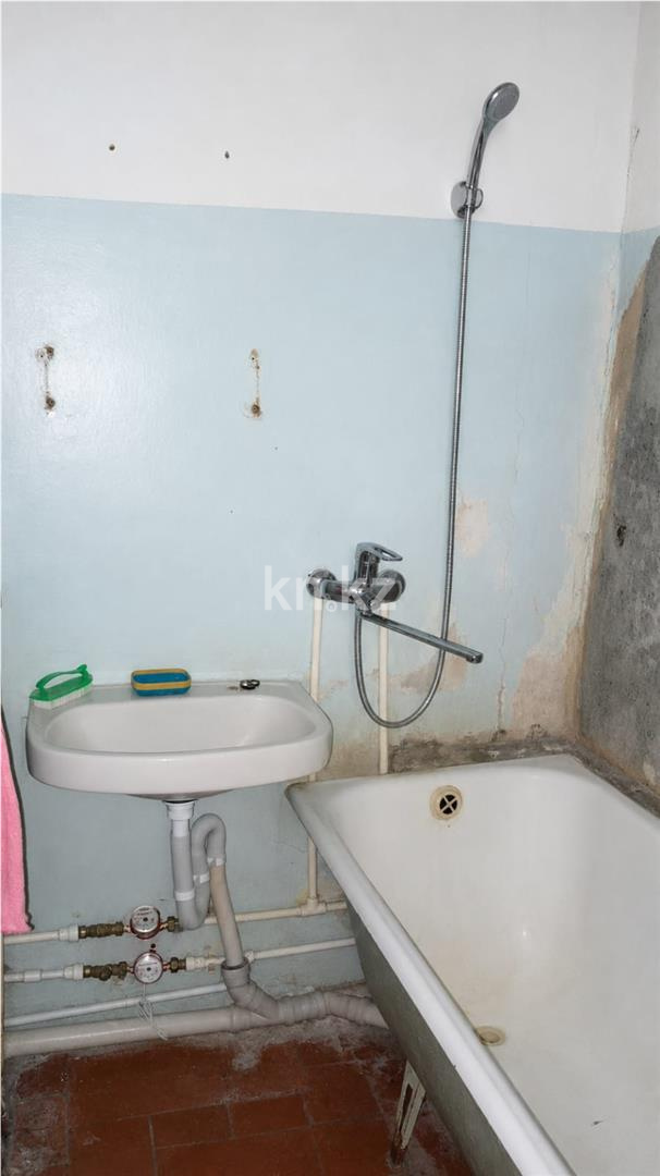 Продажа 4-комнатной квартиры, 65 м² - Продажа квартир в блочном доме в Темиртау - страница 13 фото 12 из 17