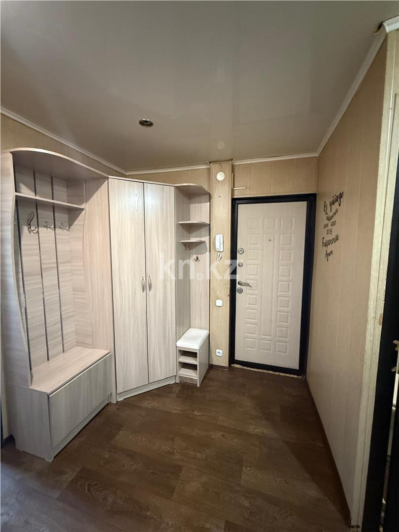 Продажа 3-комнатной квартиры, 62 м², мкр-н 16, дом  49 в Караганде - фото 10