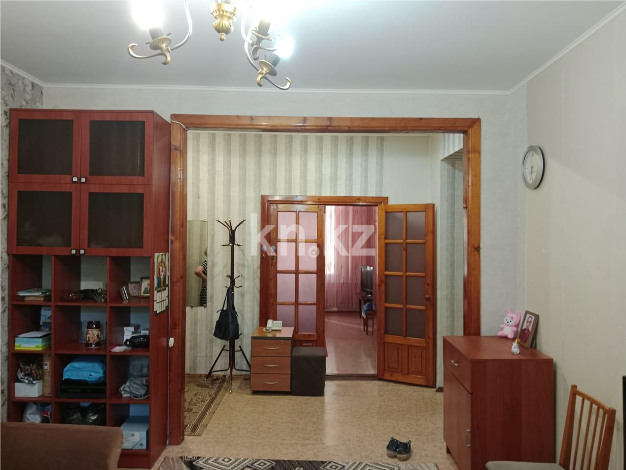 Продажа 3-комнатной квартиры, 73 м², ул. Абая - Продажа квартир в Темиртау фото 2 из 13