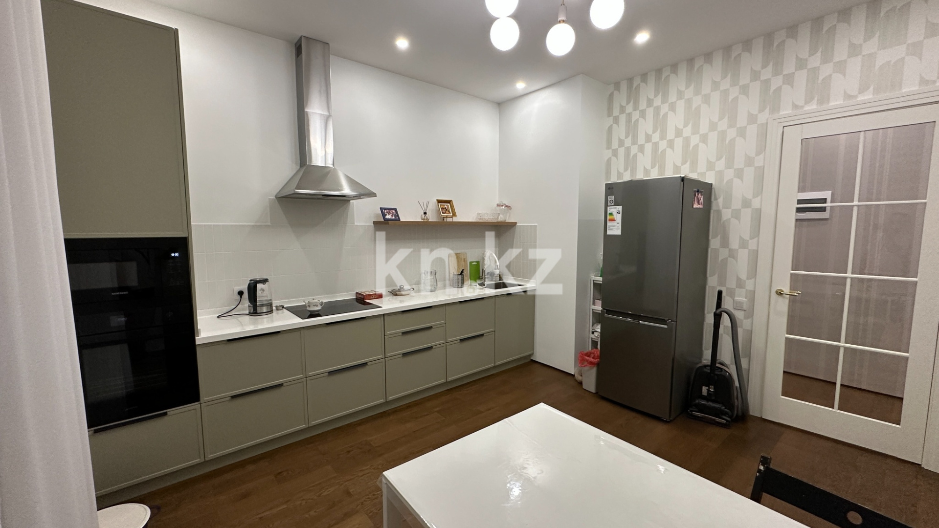 Продажа 2-комнатной квартиры, 70 м² в Алматы - фото 6