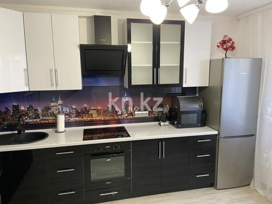 Аренда 1-комнатной квартиры, 35 м², пр. Богенбай батыра, дом  56 - Аренда квартир помесячно в Казахстане фото 2 из 3
