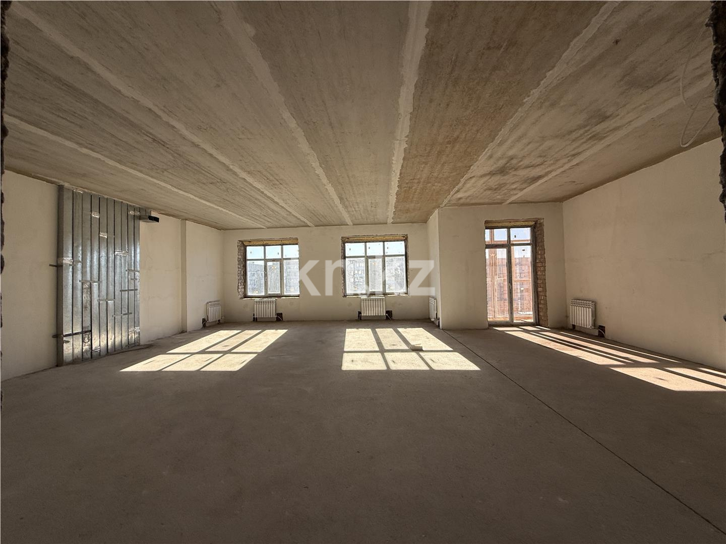 Продажа 3-комнатной квартиры, 79 м², мкр-н Гульдер-1, дом  3а в Караганде