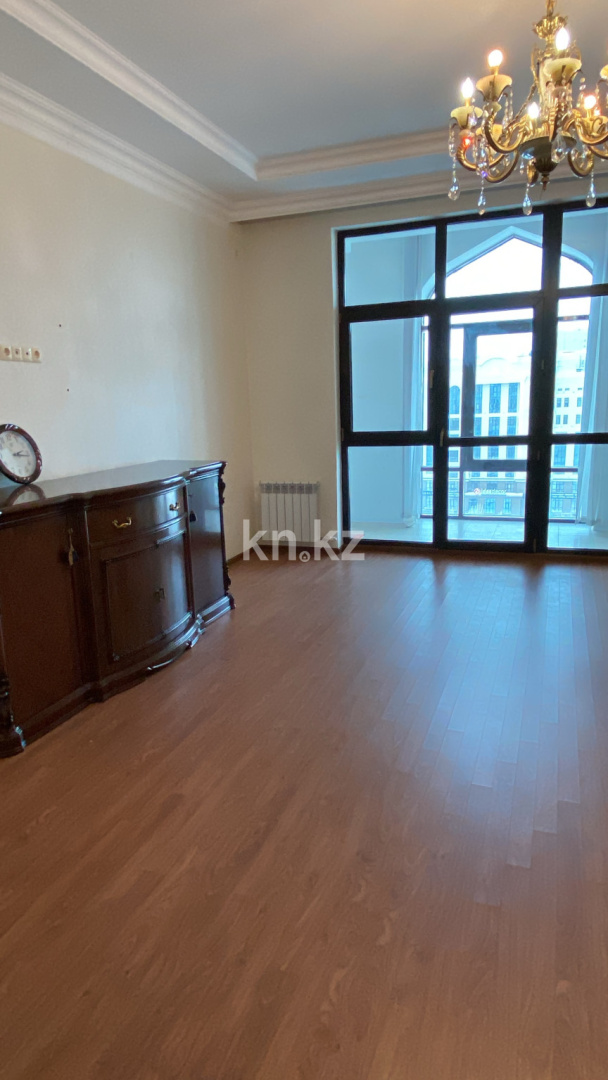 Аренда 4-комнатной квартиры, 180 м², пр. Мангилик Ел, дом  28 в Астане - фото 23