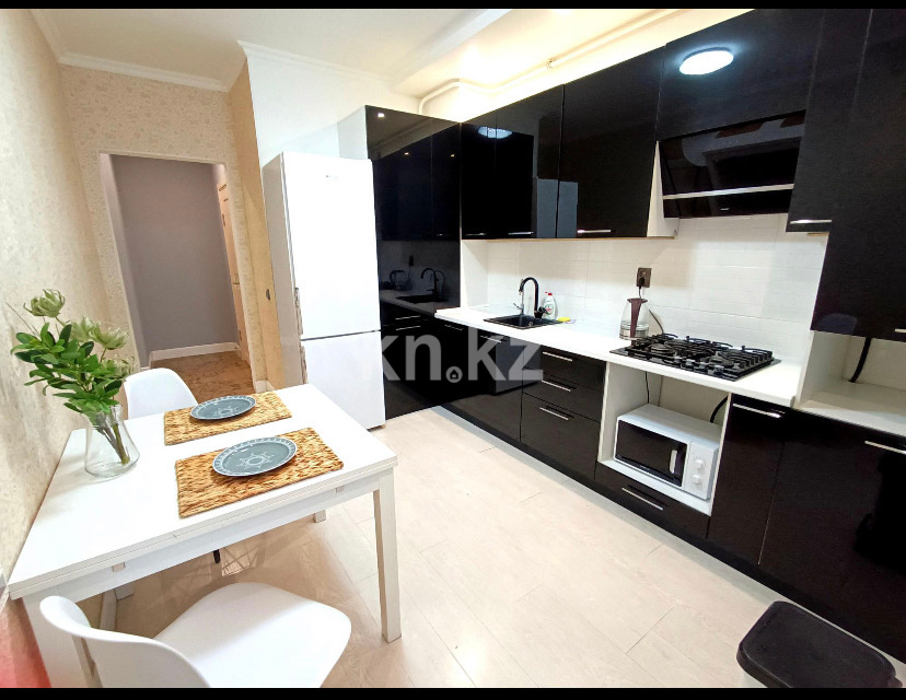 Аренда 1-комнатной квартиры, 38 м² - Аренда однокомнатных квартир помесячно в Алматы фото 2 из 2