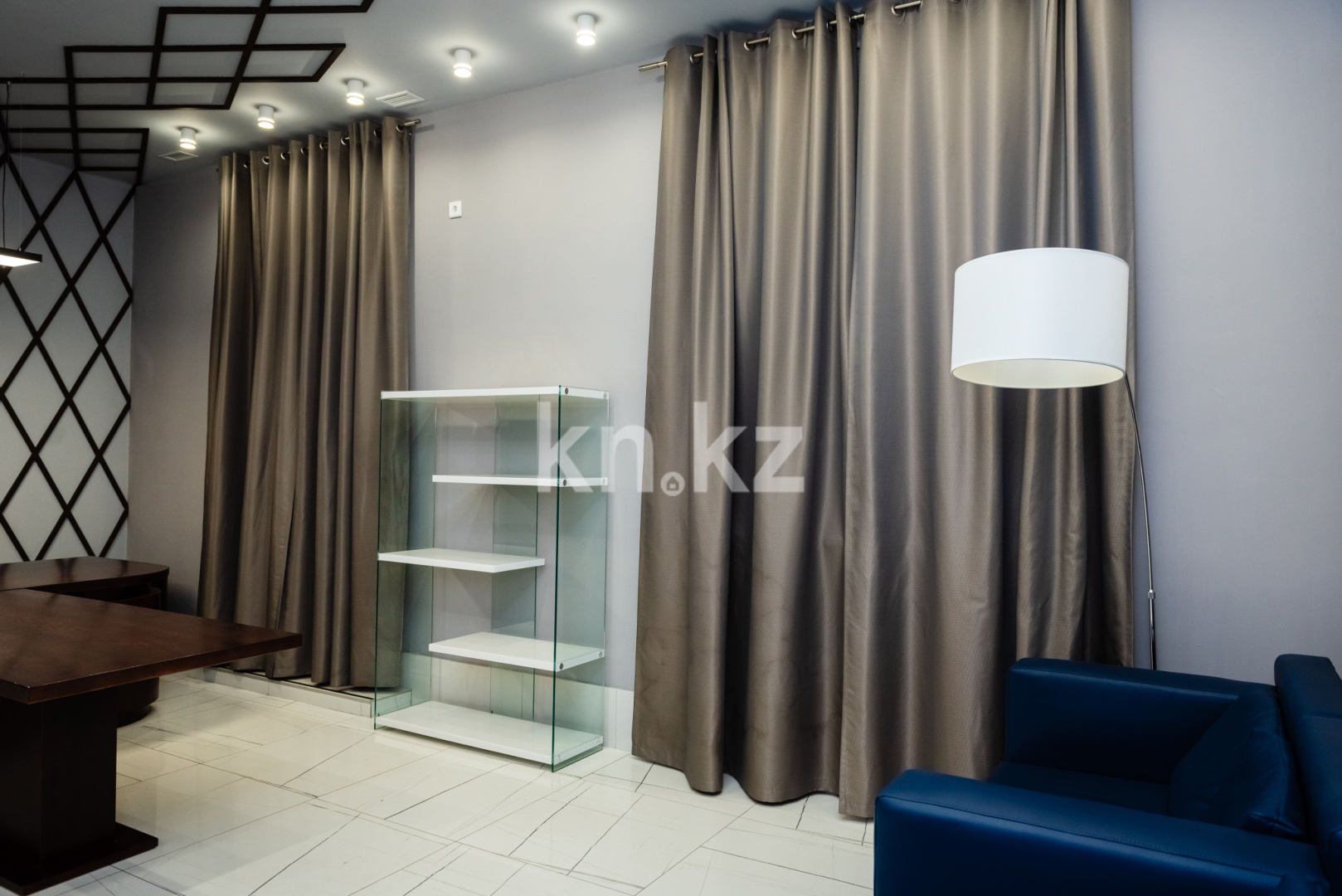 Продажа , 300 м², ул. Муканова, дом  53 - Продажа офисных и торговых помещений в Караганде фото 23 из 34