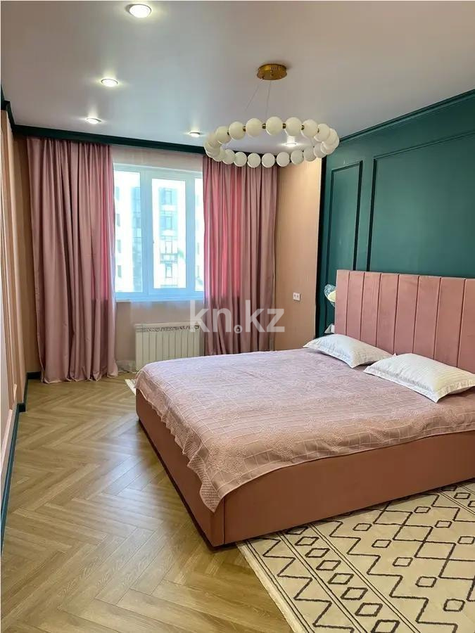 Продажа 2-комнатной квартиры, 70 м², мкр-н Кайрат, дом  303 в Алматы - фото 2