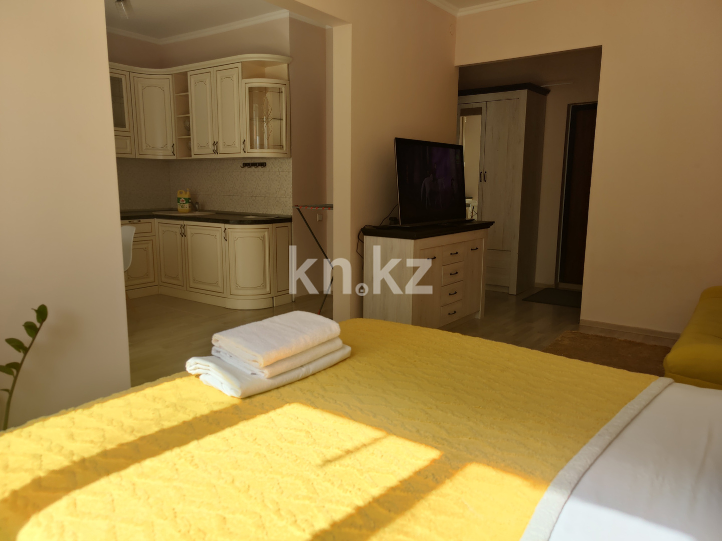 Аренда 1-комнатной квартиры посуточно, 40 м² в Алматы - фото 7