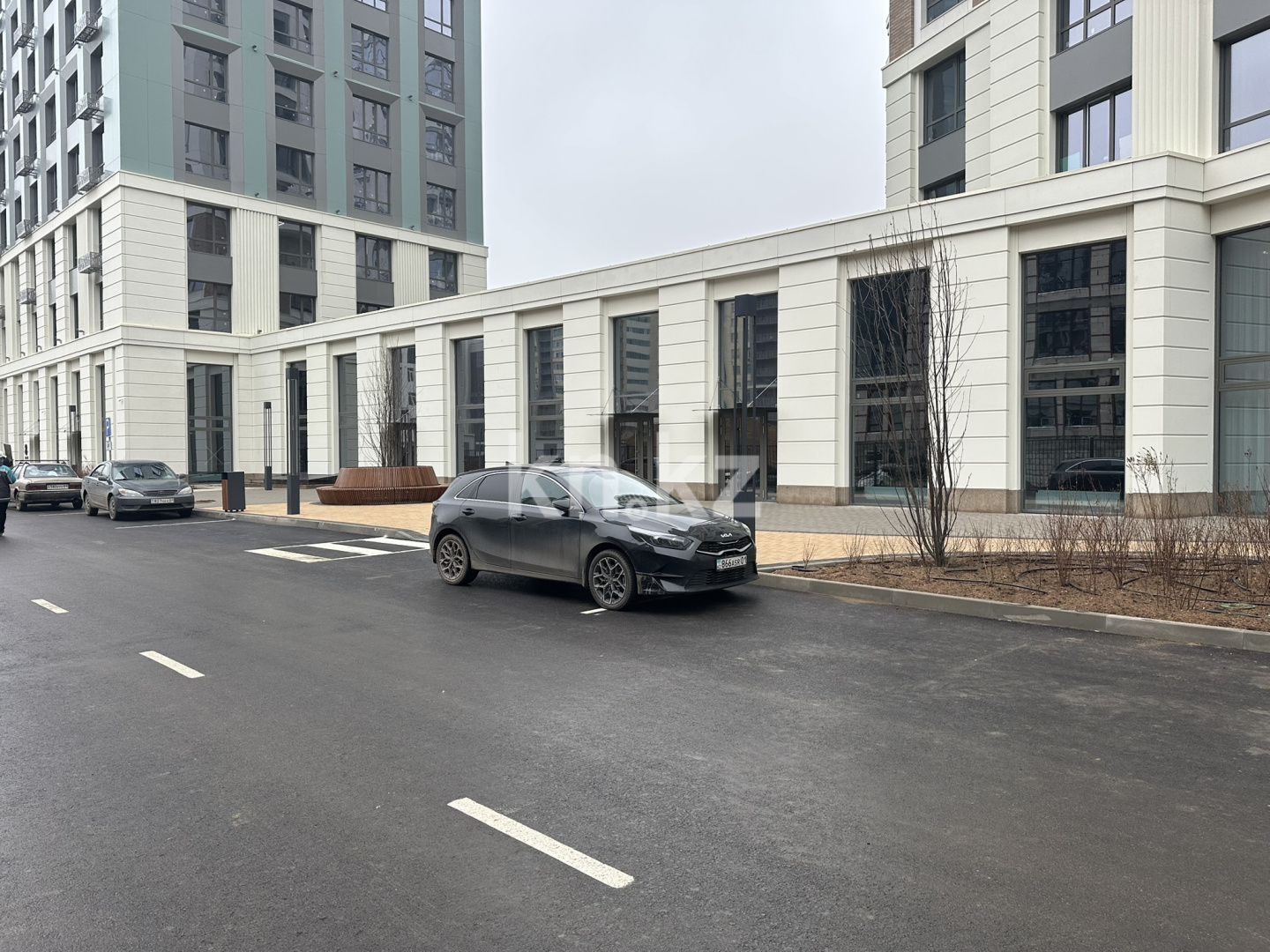 Продажа помещения, 205 м² - Продажа офисных и торговых помещений в Казахстане - страница 2 фото 4 из 4