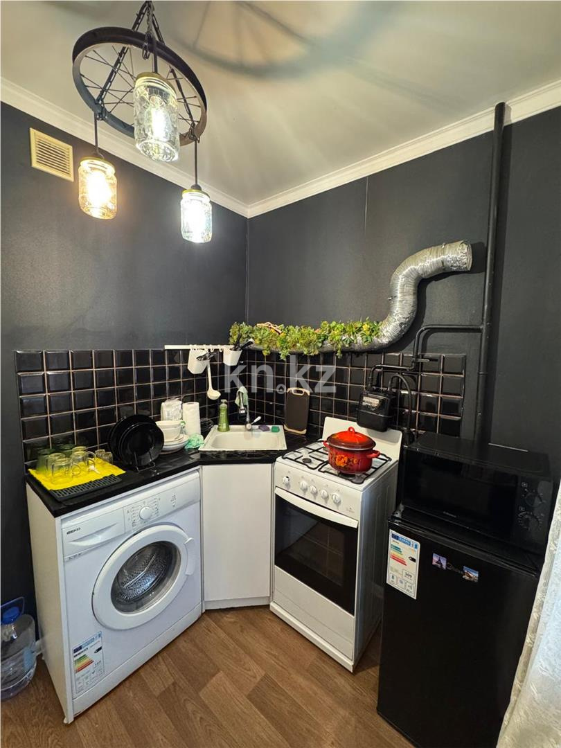Продажа 1-комнатной квартиры, 30 м², ул. Алиханова - Продажа  однокомнатных квартир в Караганде фото 3 из 7