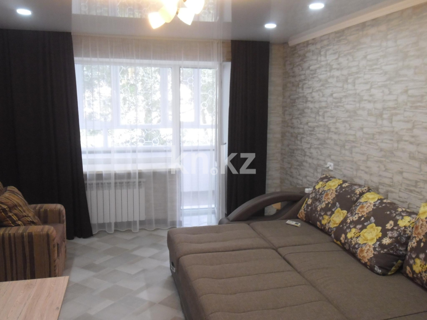 Аренда 1-комнатной квартиры посуточно, 45 м², ул. Набережная Славского, дом  50 в Усть-Каменогорске - фото 19