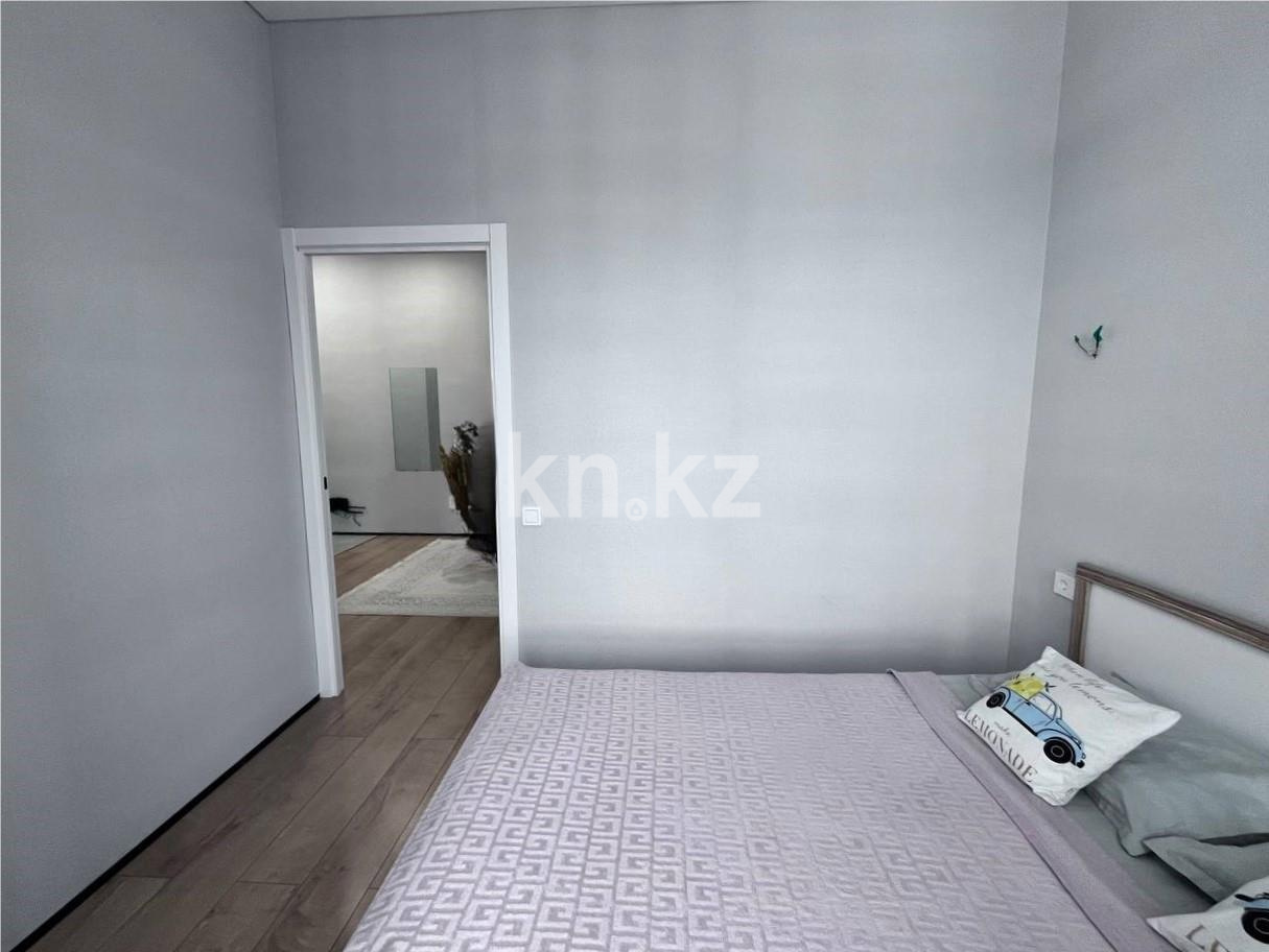 Продажа 2-комнатной квартиры, 40 м², 137 учетный квартал, дом  349 в Караганде - фото 13