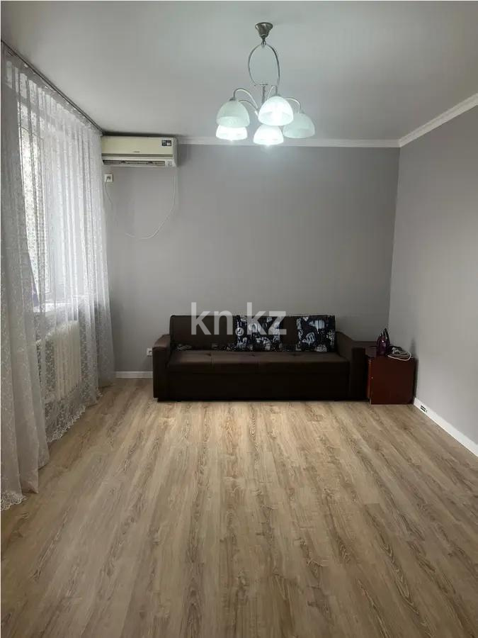 Продажа 1-комнатной квартиры, 46 м², ул. Сауран, дом  9 - Продажа квартир без посредников в Астане фото 1 из 7