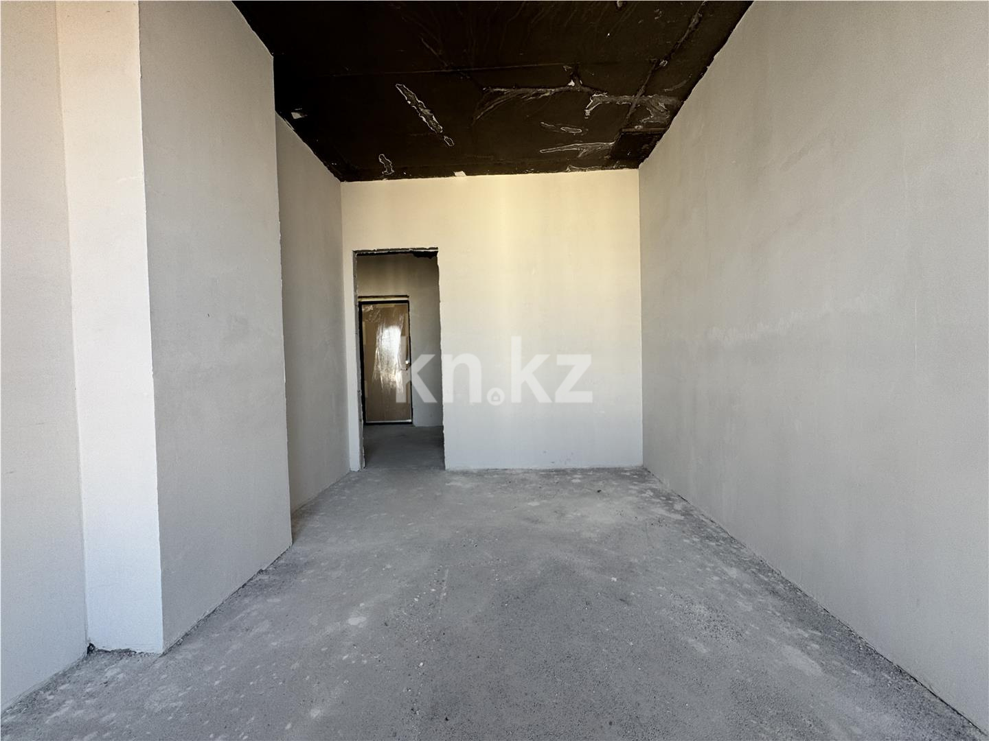 Продажа 2-комнатной квартиры, 63 м², пр. Республики, дом  23/2 - Аренда офисных и торговых помещений в Атырау фото 4 из 19