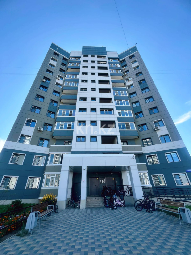 Продажа 3-комнатной квартиры, 86 м², пр. Сатпаева, дом  55/5 - Продажа квартир в Усть-Каменогорске фото 1 из 39