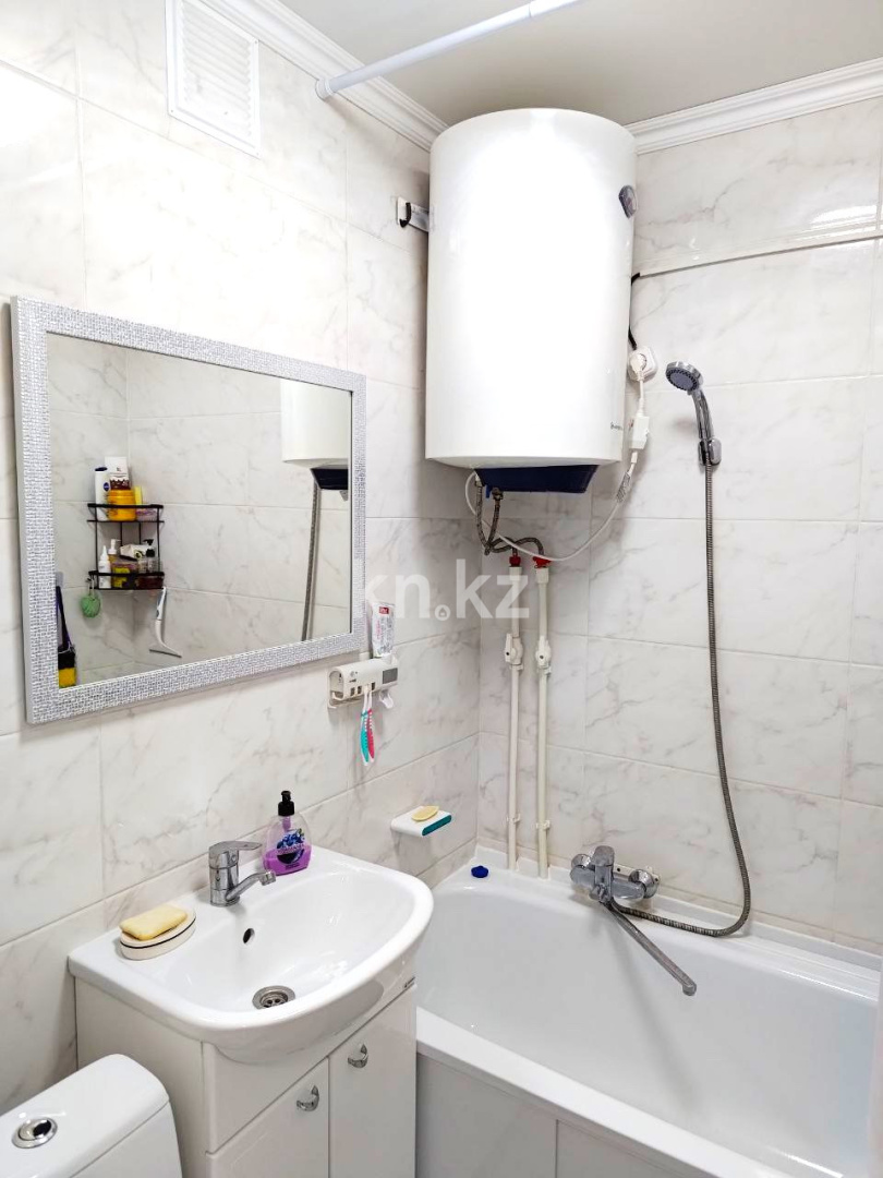 Продажа 3-комнатной квартиры, 55 м², ул. Ишимская - Продажа  трехкомнатных квартир в Караганде фото 9 из 10