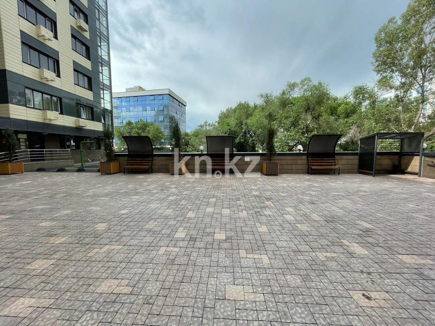 Продажа 3-комнатной квартиры, 72.4 м², ул. Володарского, дом  40а в Алматы - фото 12