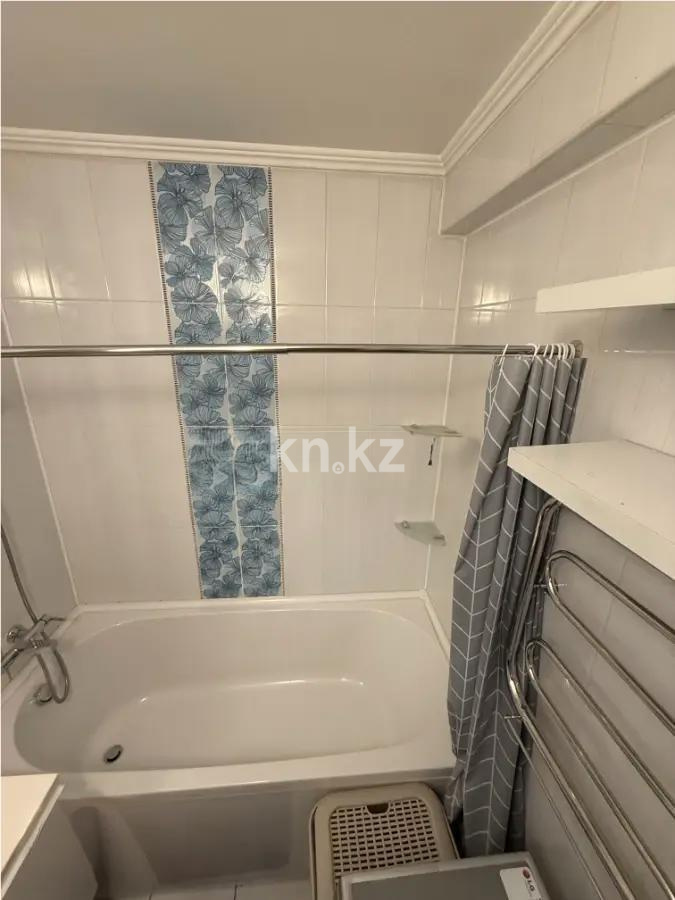 Продажа 4-комнатной квартиры, 89 м², ул. Жандосова, дом  84 в Алматы - фото 6