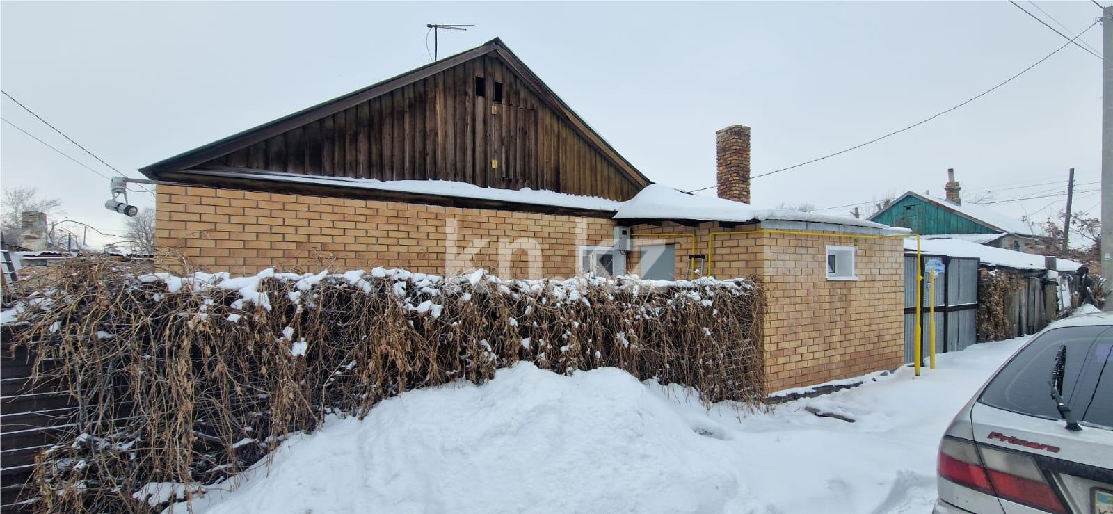 Продажа 4-комнатного дома, 64 м² - Недвижимость в Караганде - страница 2 фото 1 из 21