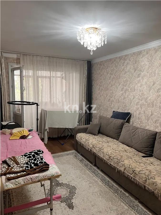 Продажа 3-комнатной квартиры, 62 м², ул. Муканова, дом  16 - Продажа  трехкомнатных квартир в Караганде без посредников фото 1 из 6