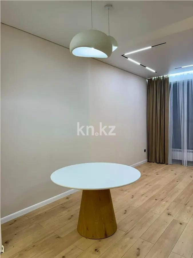 Продажа 2-комнатной квартиры, 56.8 м², пр. Абая, дом  160 в Алматы - фото 2