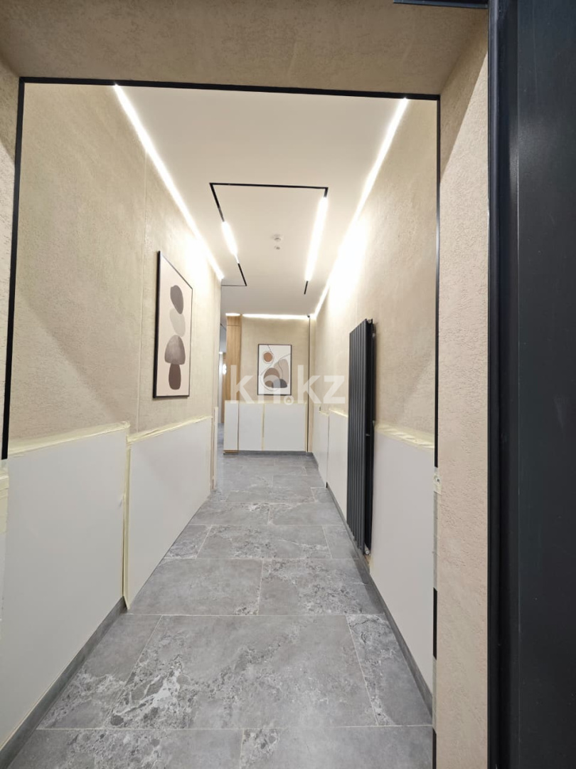 Продажа 3-комнатной квартиры, 89 м², ул. Дюсембекова, дом  83/3 в Караганде - фото 6