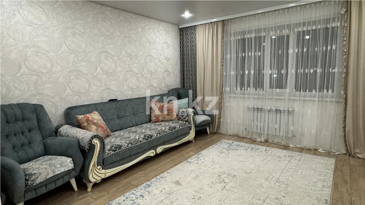 Продажа 3-комнатной квартиры, 82 м², ул. Муканова, дом  82 - Продажа  трехкомнатных квартир в Караганде без посредников фото 1 из 7