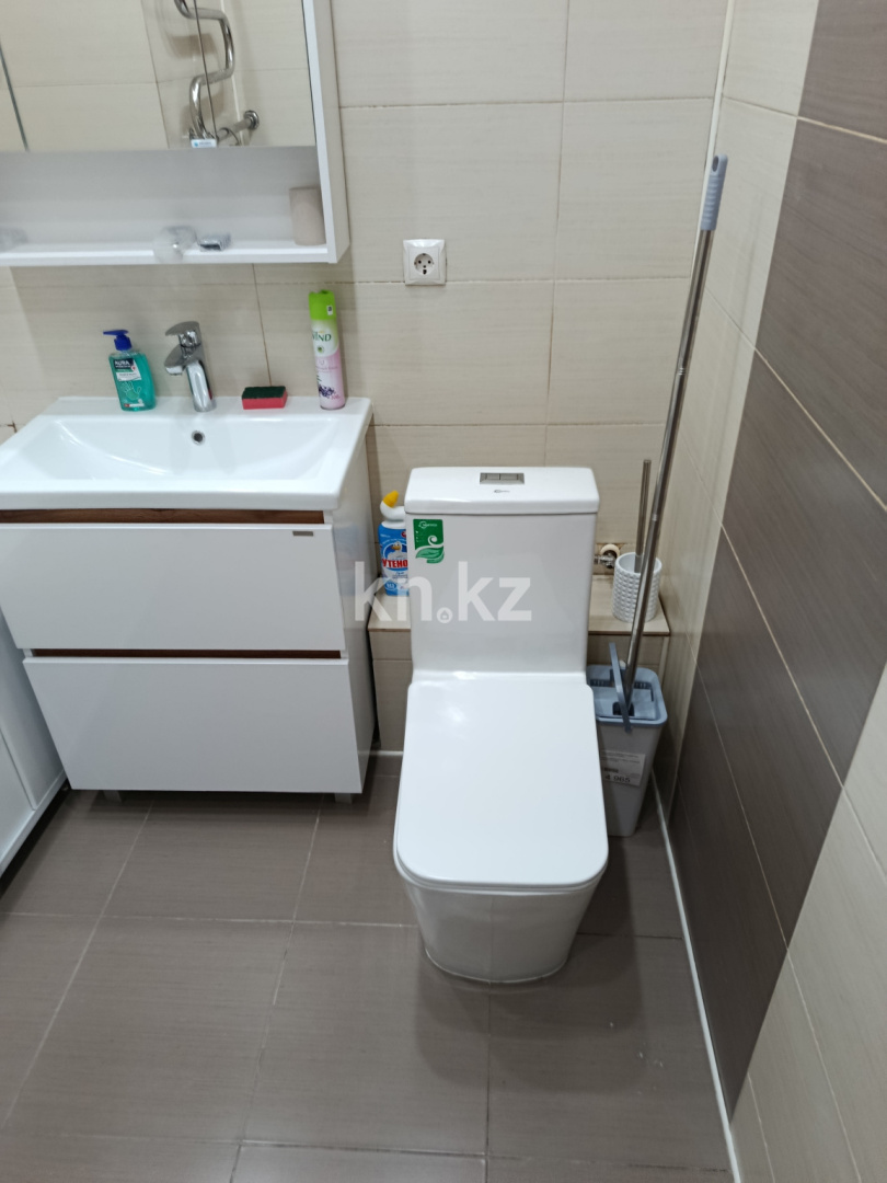 Аренда 1-комнатной квартиры, 36 м² - Аренда однокомнатных квартир помесячно в Караганде фото 3 из 8