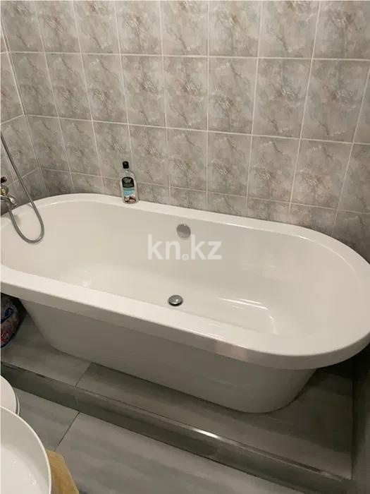 Продажа 3-комнатной квартиры, 56 м², мкр-н 4, дом  10 - Продажа квартир в Алматы фото 3 из 4