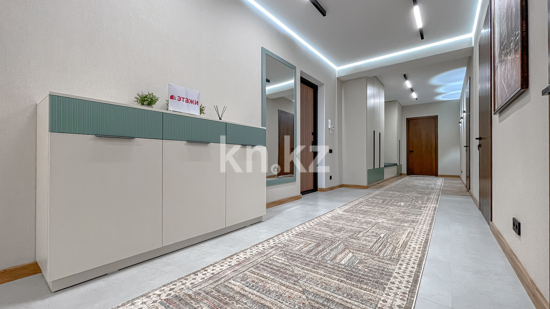 Продажа 3-комнатной квартиры, 215 м² в Алматы - фото 33