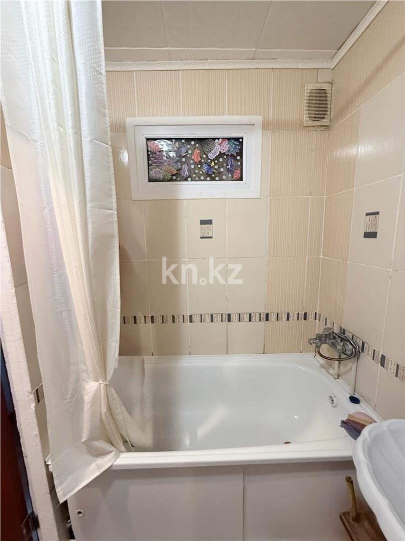 Продажа 3-комнатной квартиры, 58 м² - Продажа квартир в панельном доме в Караганде - страница 14 фото 9 из 11