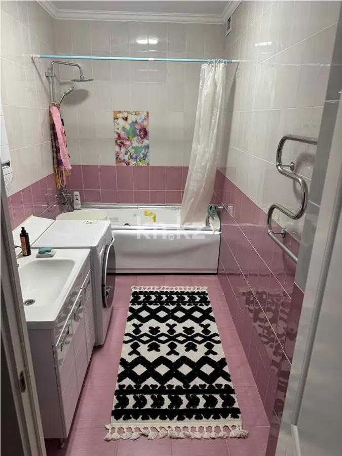 Продажа 3-комнатной квартиры, 87 м², ул. Утеген батыра, дом  17б в Алматы - фото 5